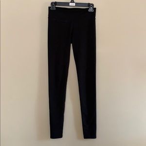 Black Fabletics Leggings